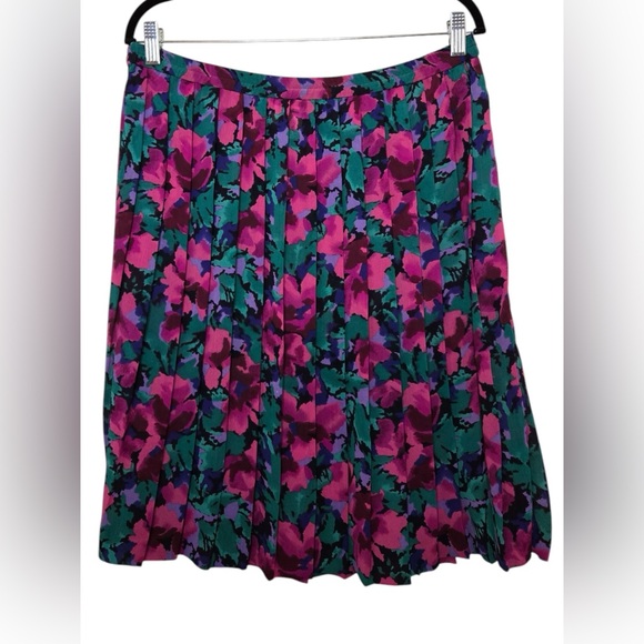 Leslie Fay Bright Pleated Mini Skirt💕 - Picture 2 of 3